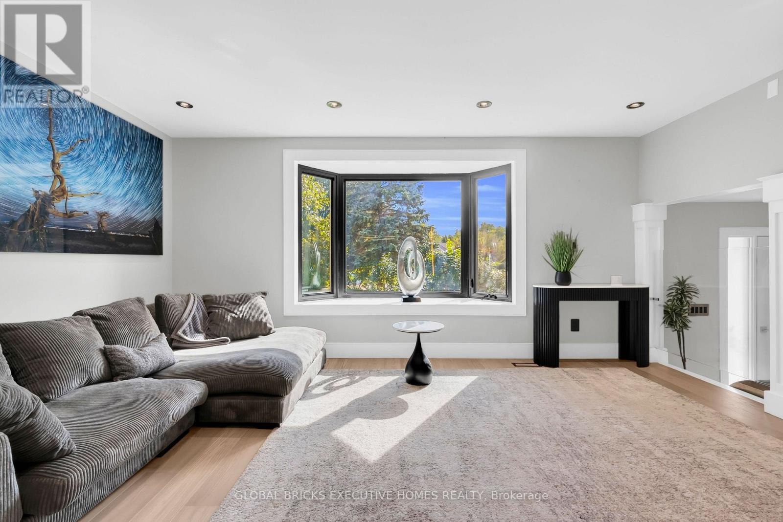 2169 Bonfield Court, Burlington, ON