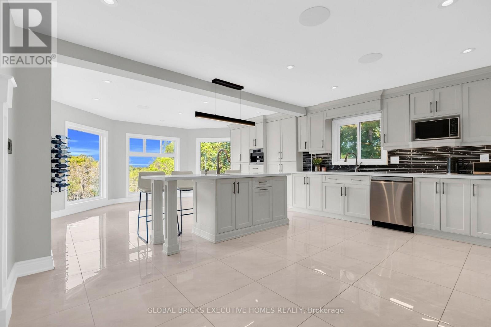2169 Bonfield Court, Burlington, ON