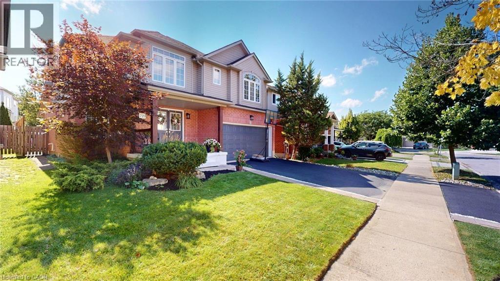 723 Munich Circle, Waterloo, ON