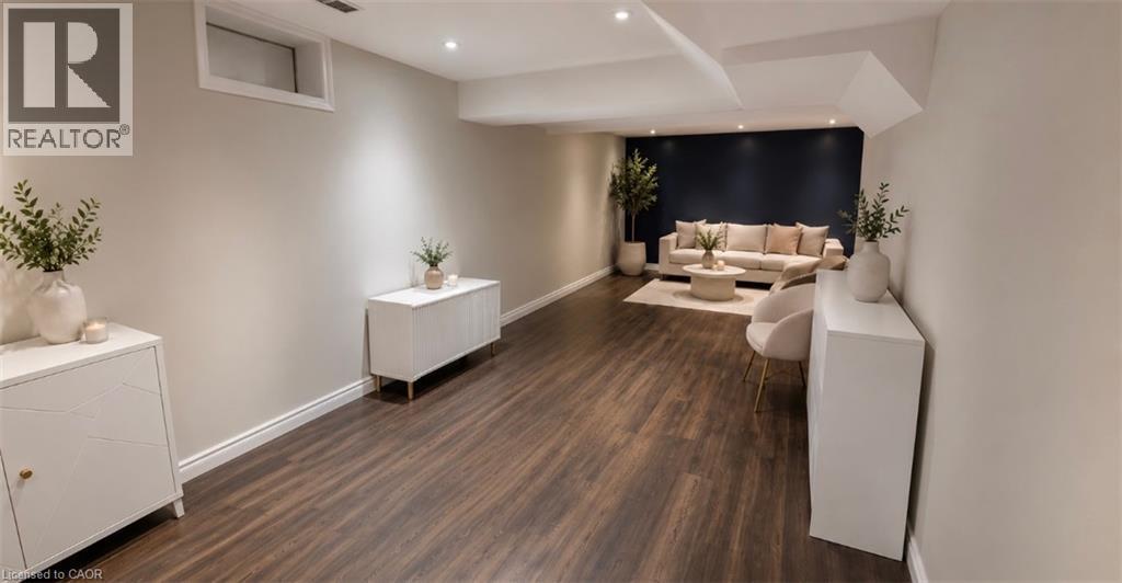723 Munich Circle, Waterloo, ON
