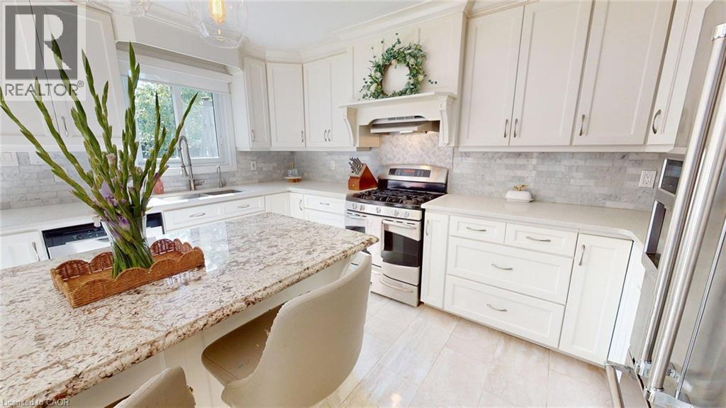 723 Munich Circle, Waterloo, ON