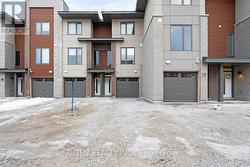 77 WINTERS CRESCENT N Collingwood, ON L9Y 5T1