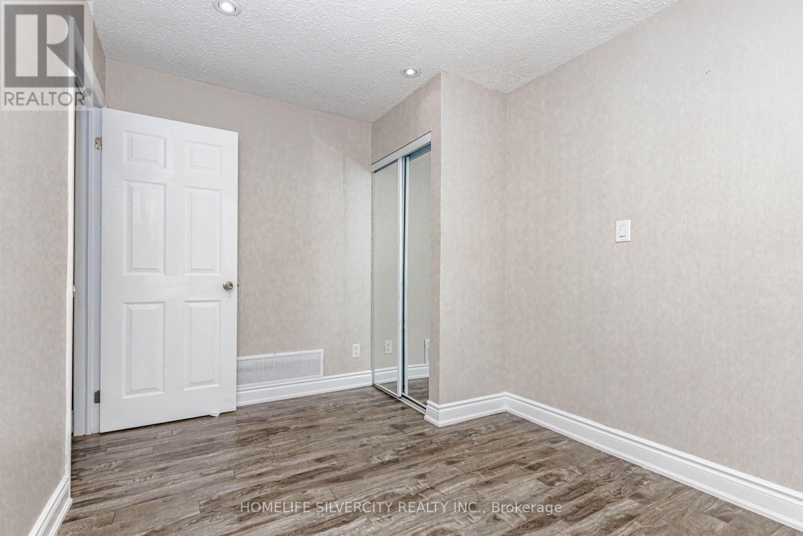 3701 Keenan Crescent, Mississauga, ON