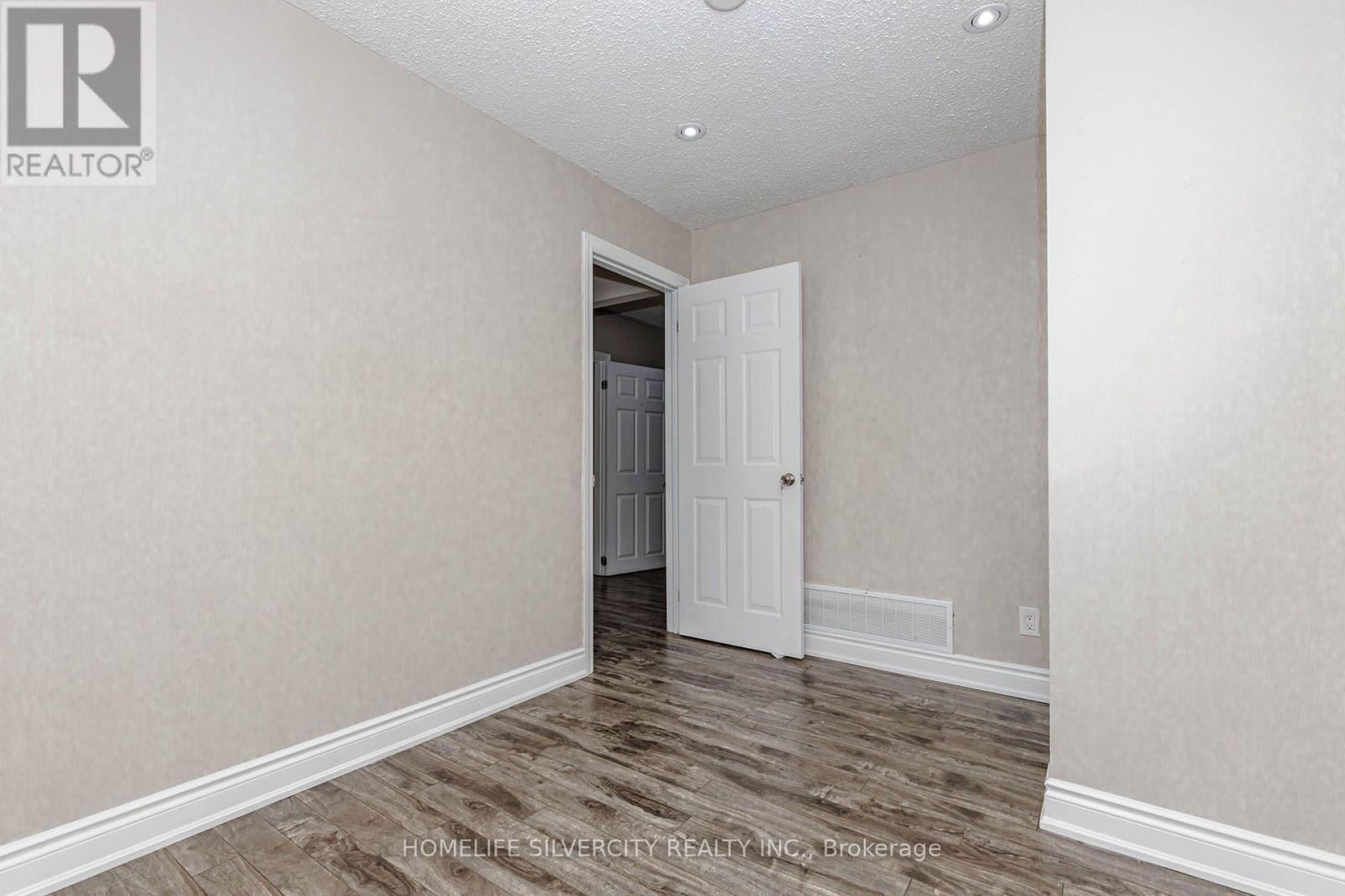 3701 Keenan Crescent, Mississauga, ON