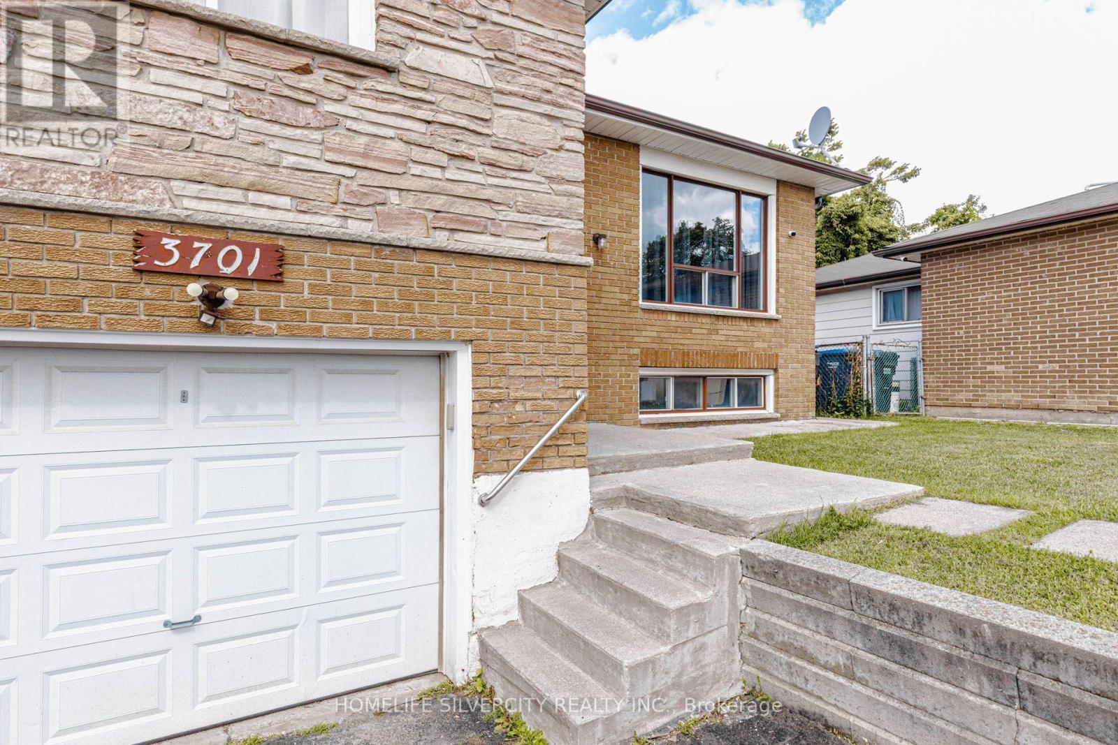 3701 Keenan Crescent, Mississauga, ON