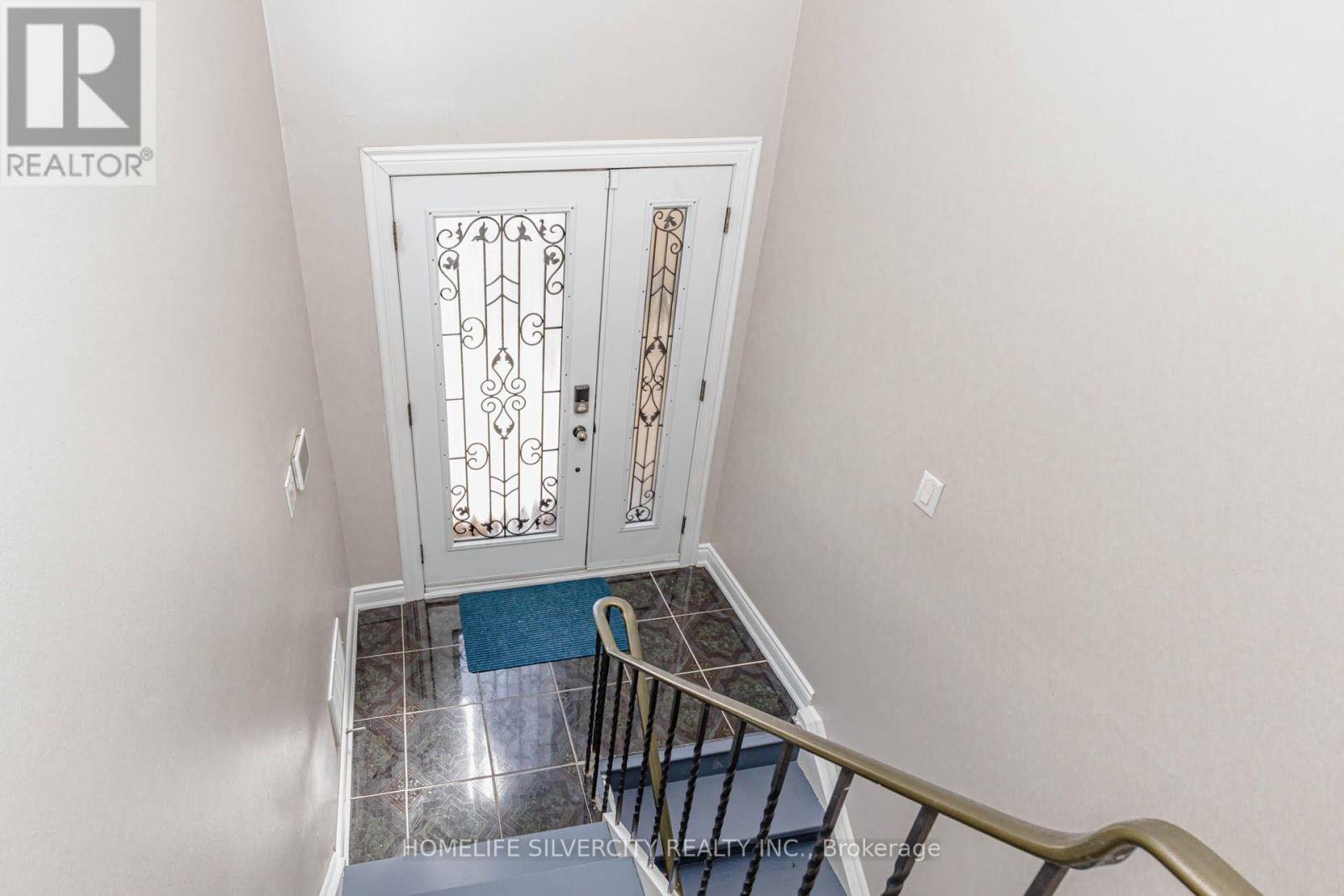 3701 Keenan Crescent, Mississauga, ON