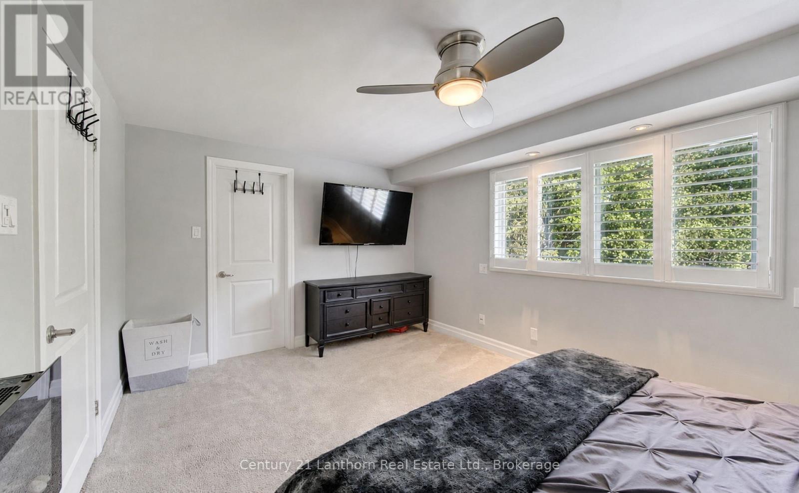 23 West Cove, Cambridge, ON