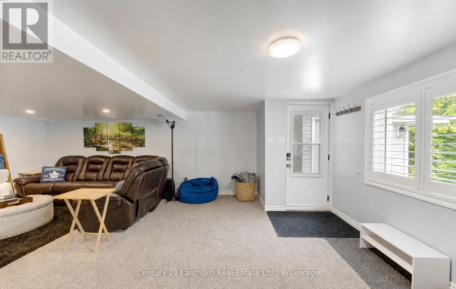 23 West Cove, Cambridge, ON