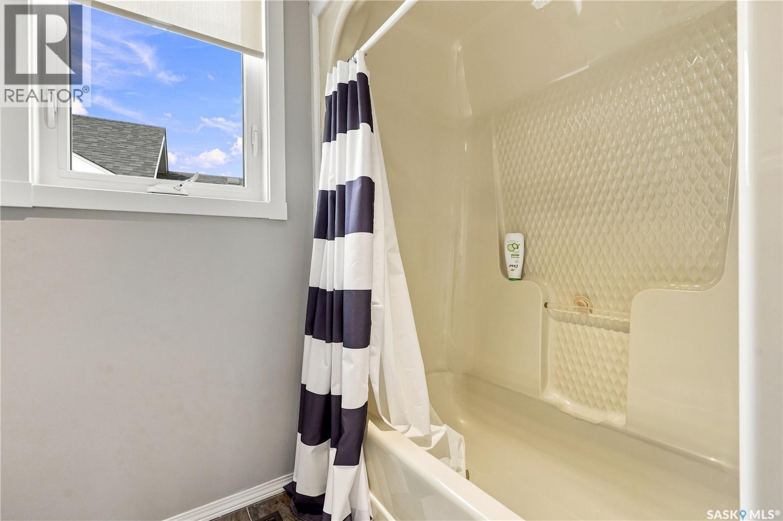 3742 Wetmore Crescent, Regina, SK