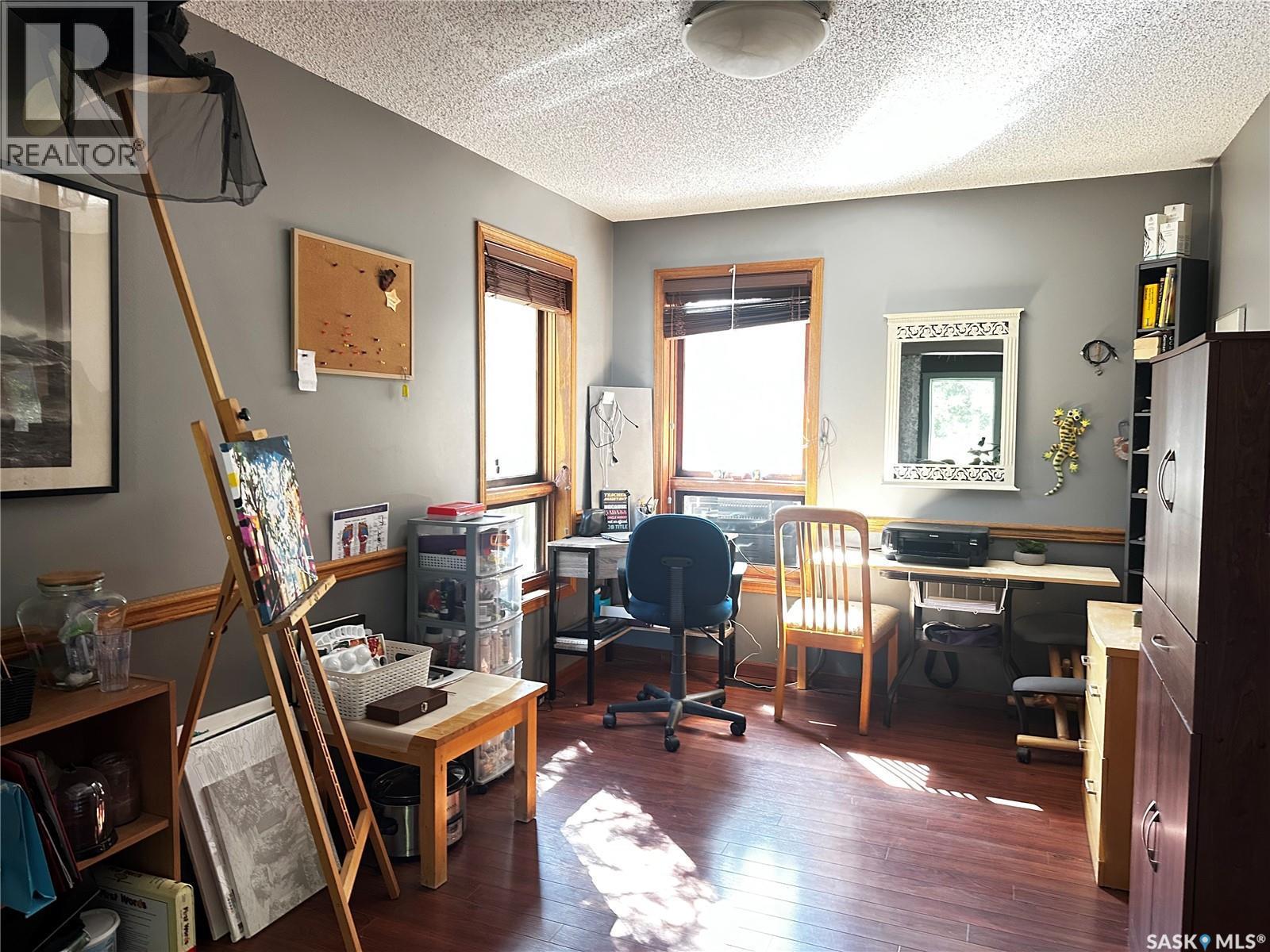 895 Brimacombe Drive, Weyburn, SK