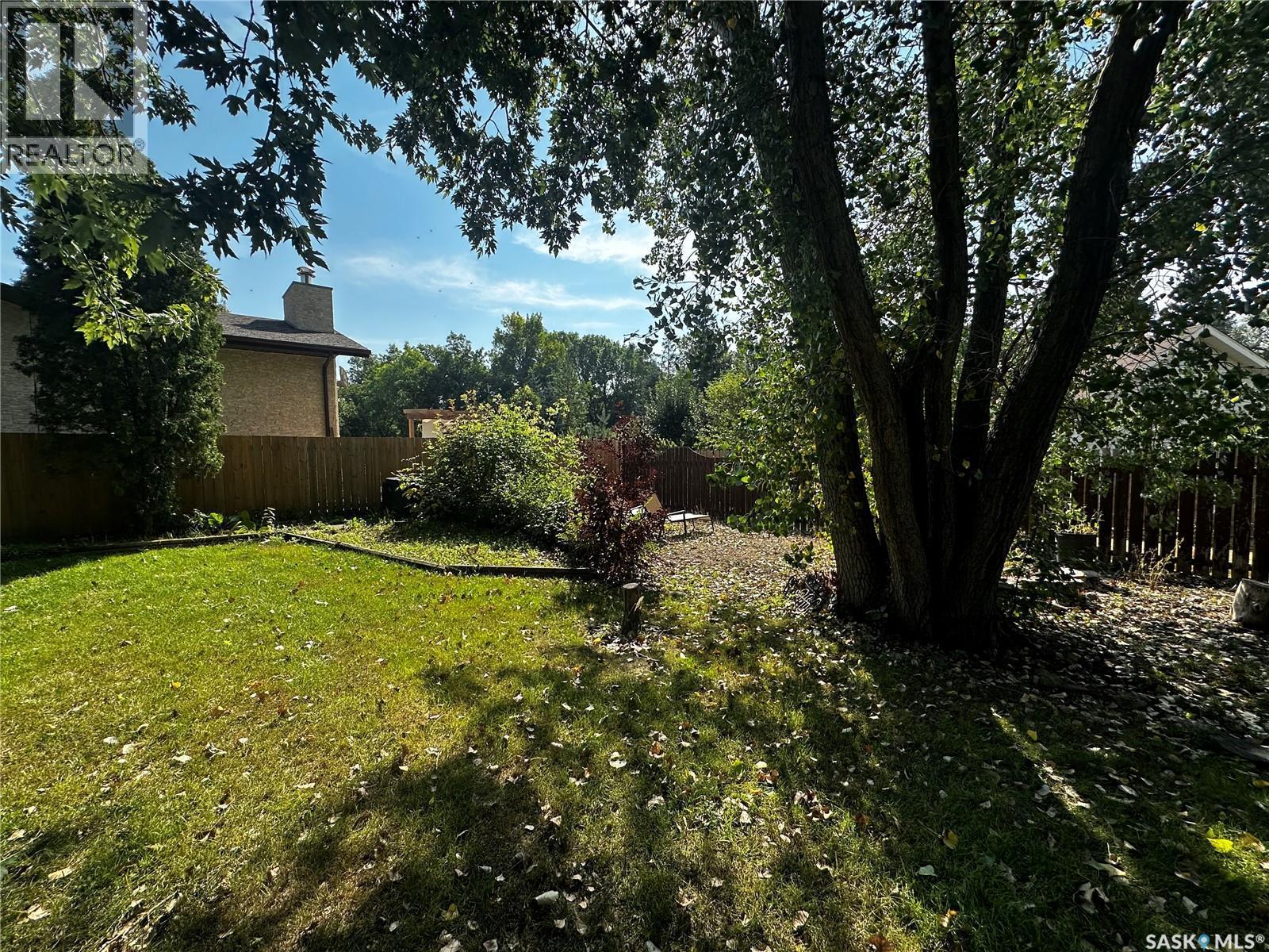 895 Brimacombe Drive, Weyburn, SK