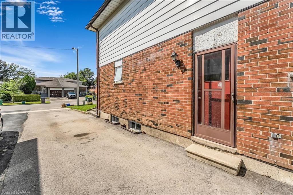 3313 Acala Crescent, Mississauga, ON