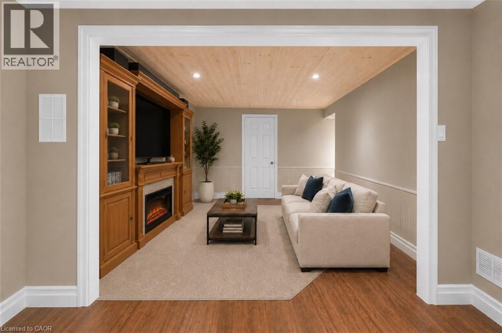 465 Springbank Crescent, Burlington, ON