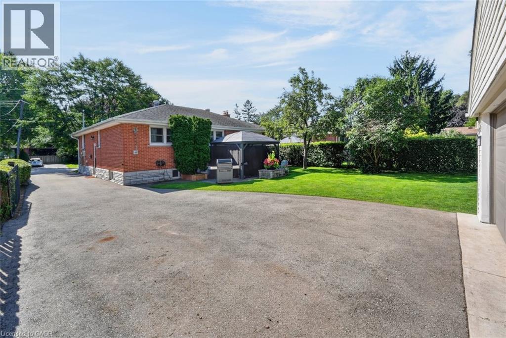 465 Springbank Crescent, Burlington, ON
