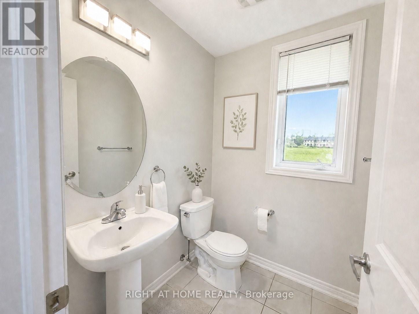 Main floor powder room - 52 Heming Trail, Hamilton, ON