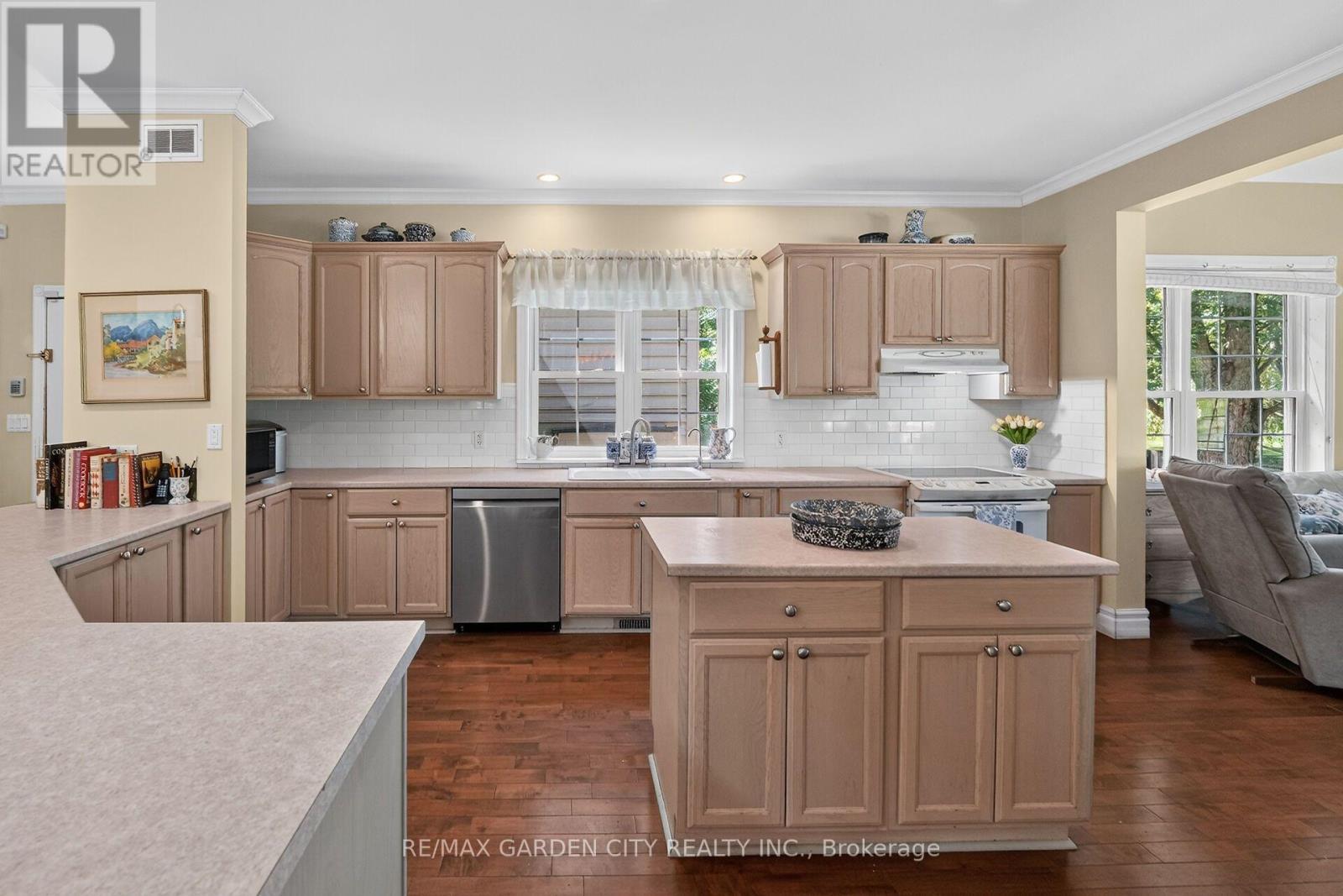 413 8Th Concession Road E, Norfolk, ON