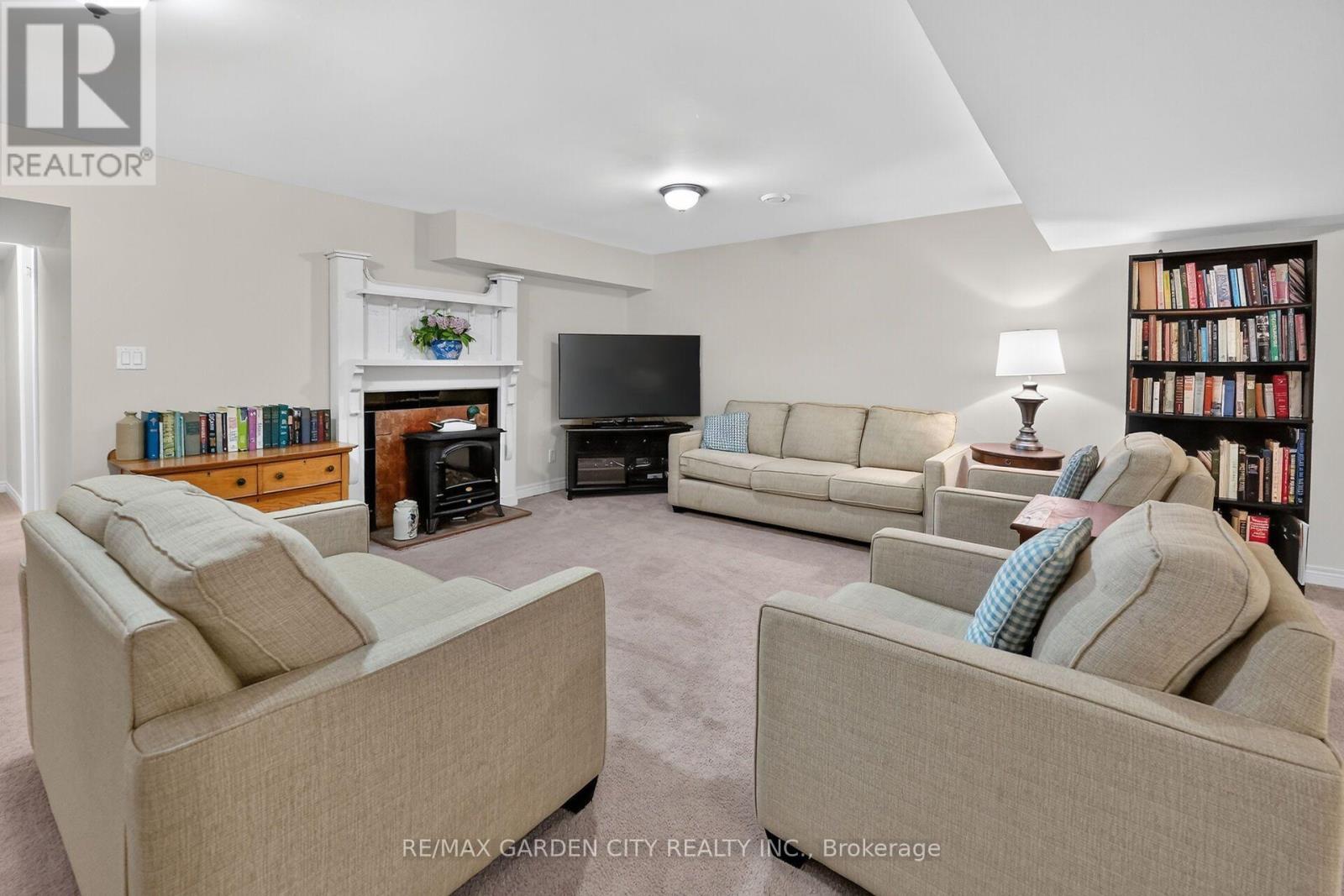 413 8Th Concession Road E, Norfolk, ON