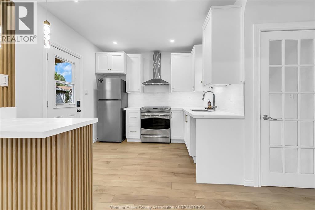 1457 Dougall, Windsor, ON