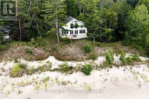 1170 SHORE LANE  Wasaga Beach, ON L9Z 1Z8