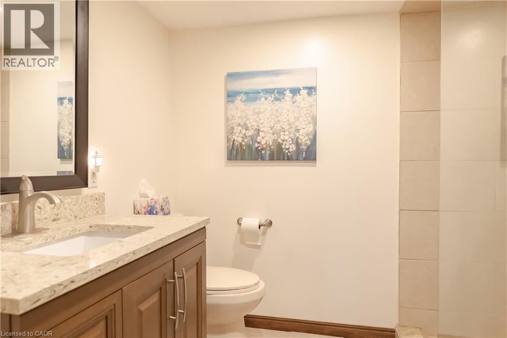 54 Republic Avenue, Hamilton, ON