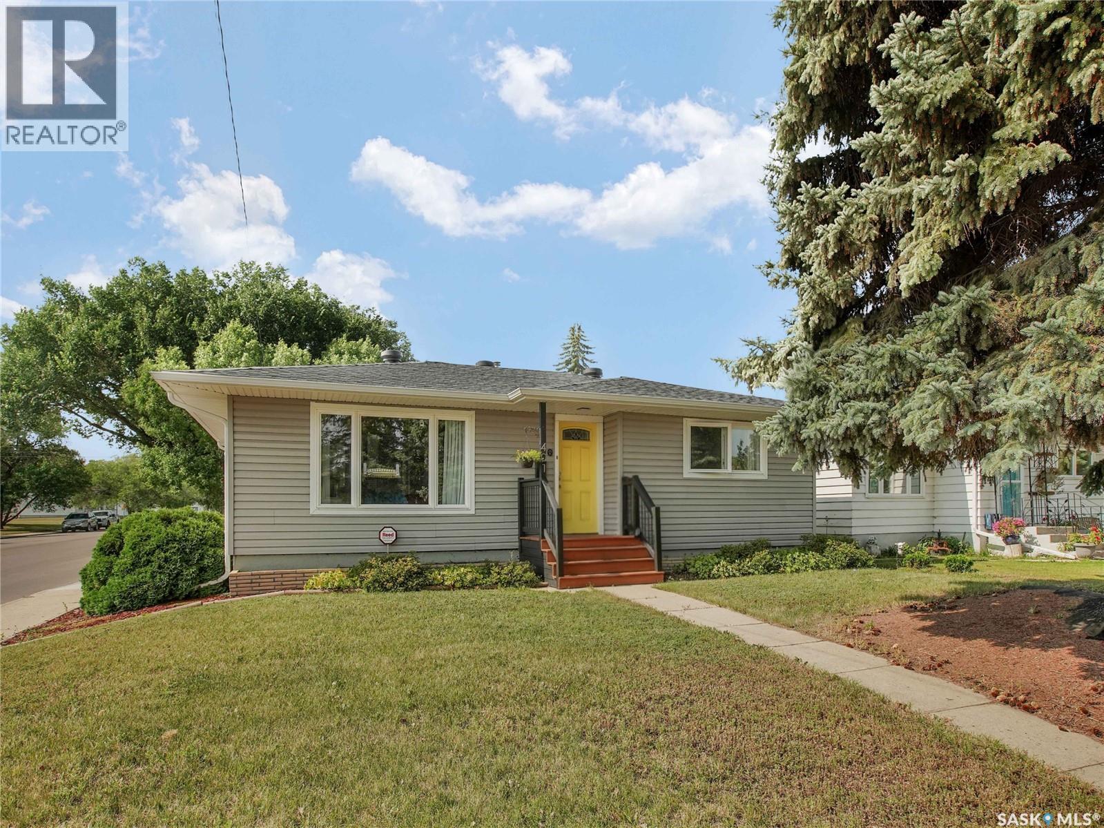 401 R Avenue N, Saskatoon, SK
