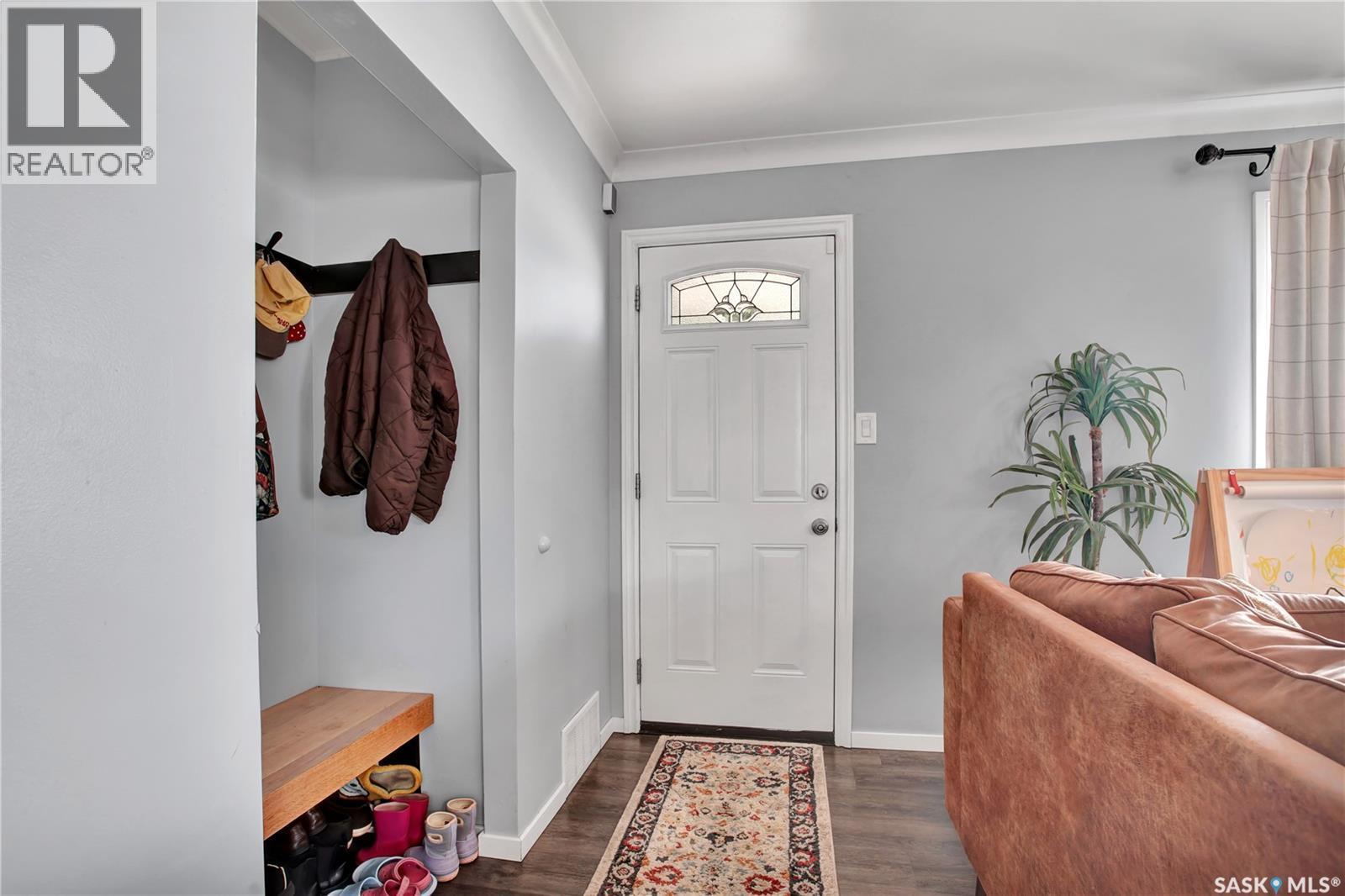 401 R Avenue N, Saskatoon, SK
