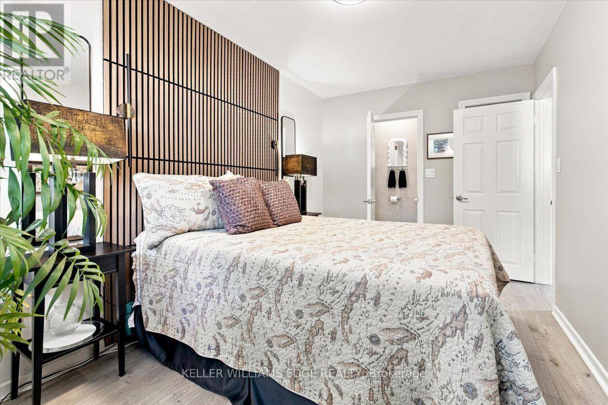 2407 Barclay Road, Burlington, ON
