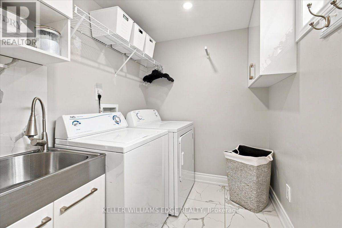 2407 Barclay Road, Burlington, ON