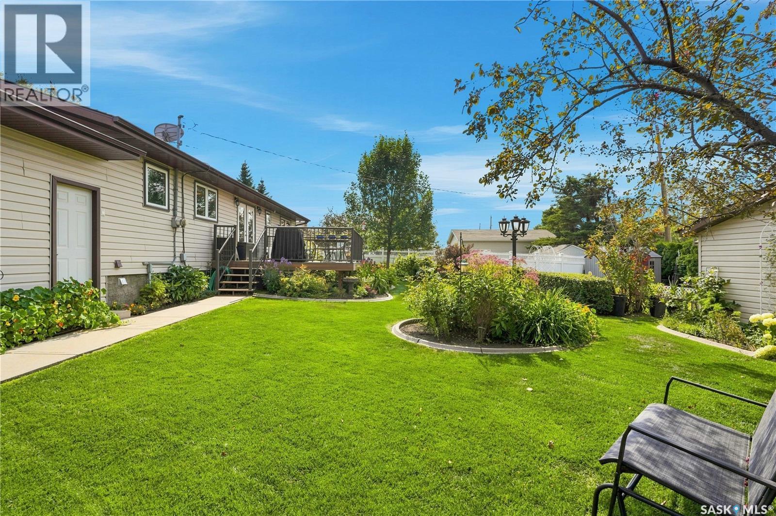 404 9Th Avenue, Rosthern, SK