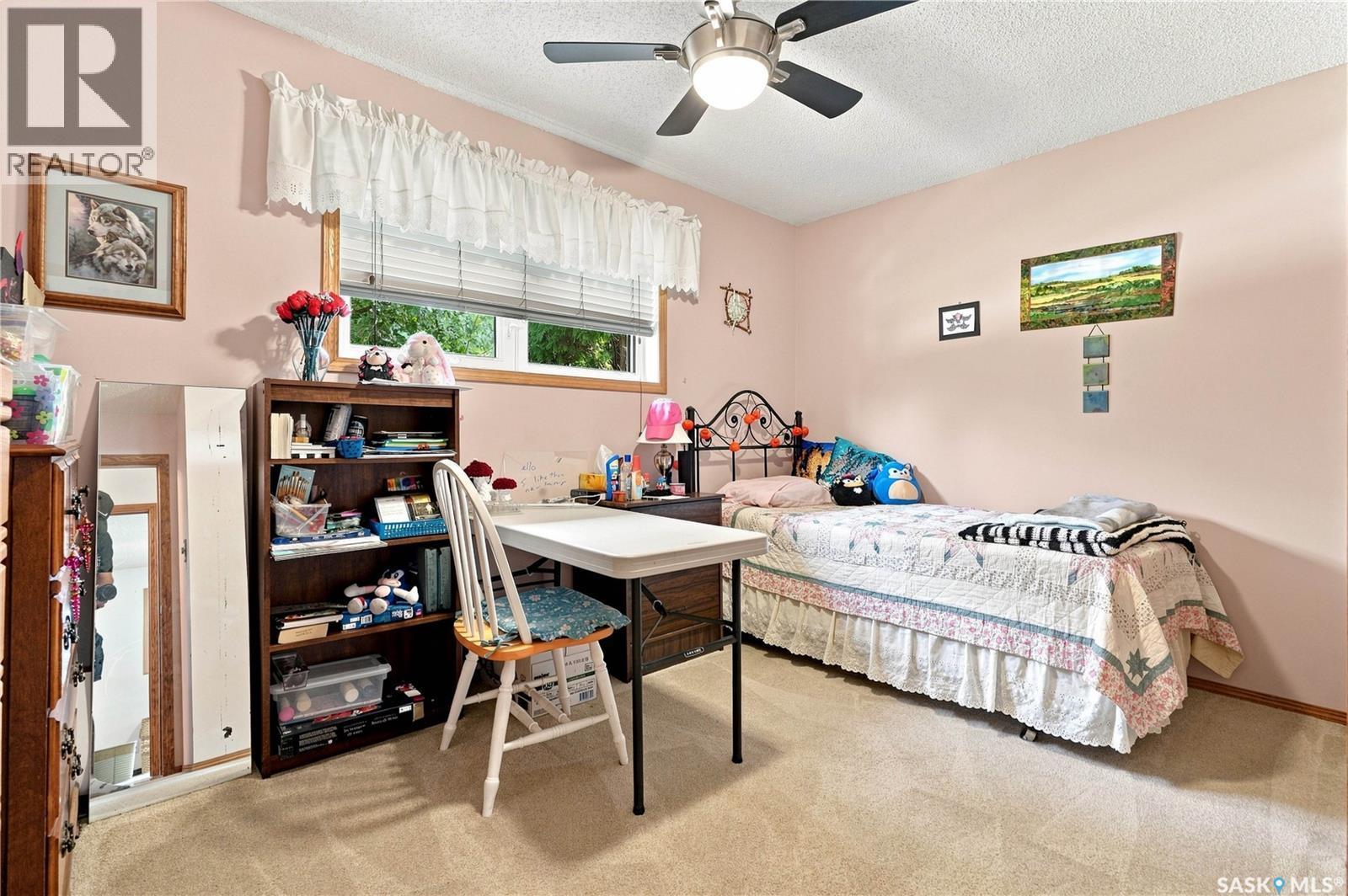 404 9Th Avenue, Rosthern, SK