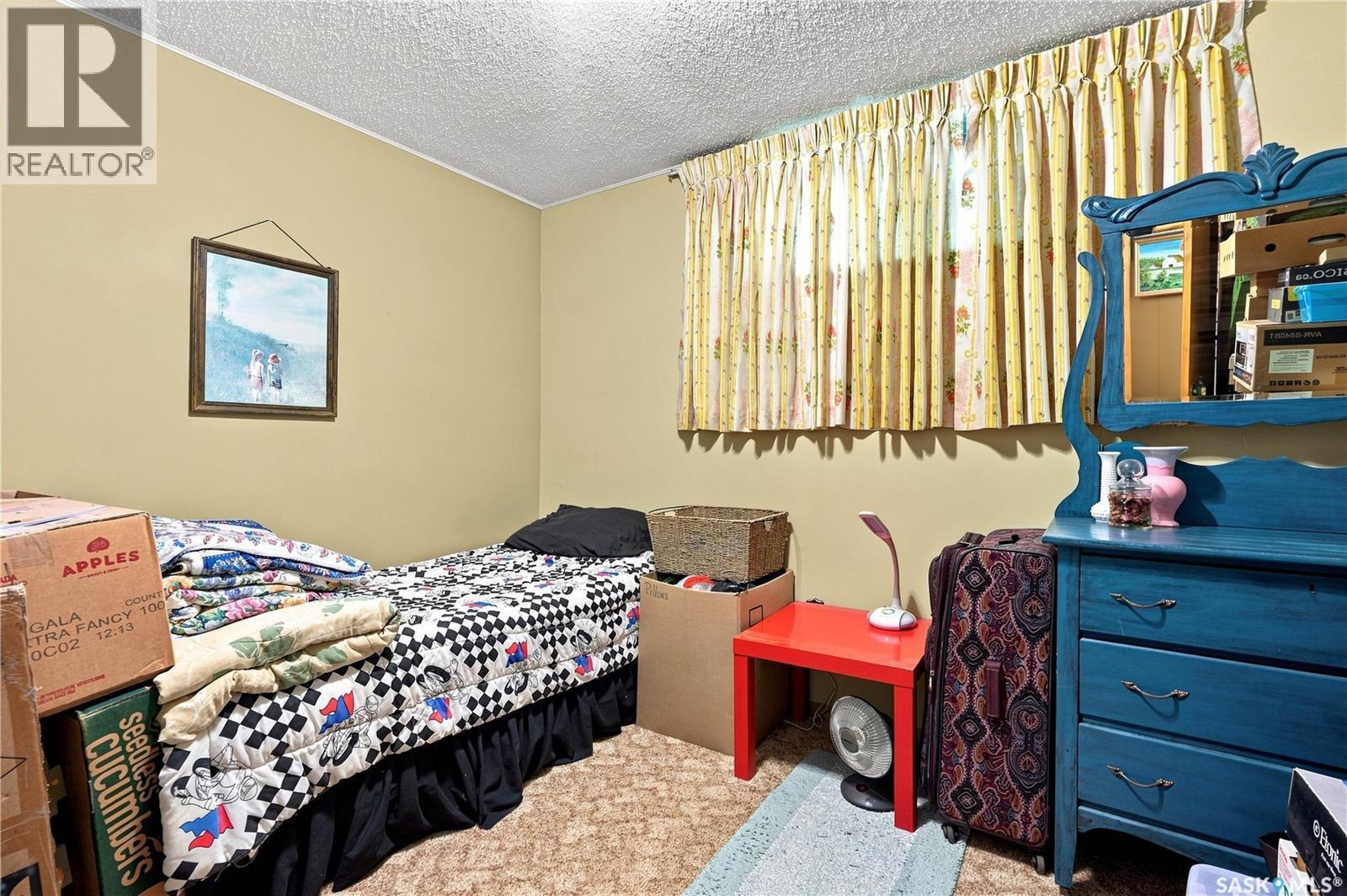 404 9Th Avenue, Rosthern, SK