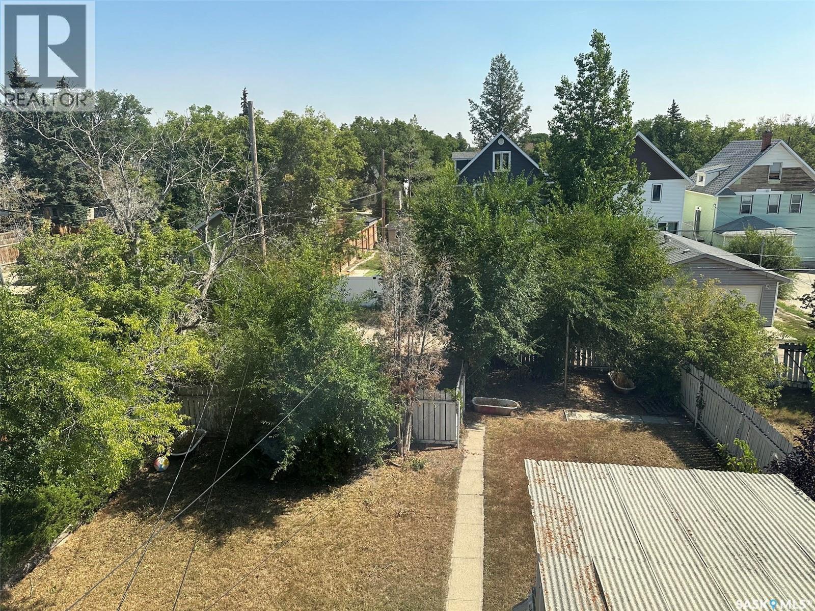 821 6Th Avenue Nw, Moose Jaw, SK