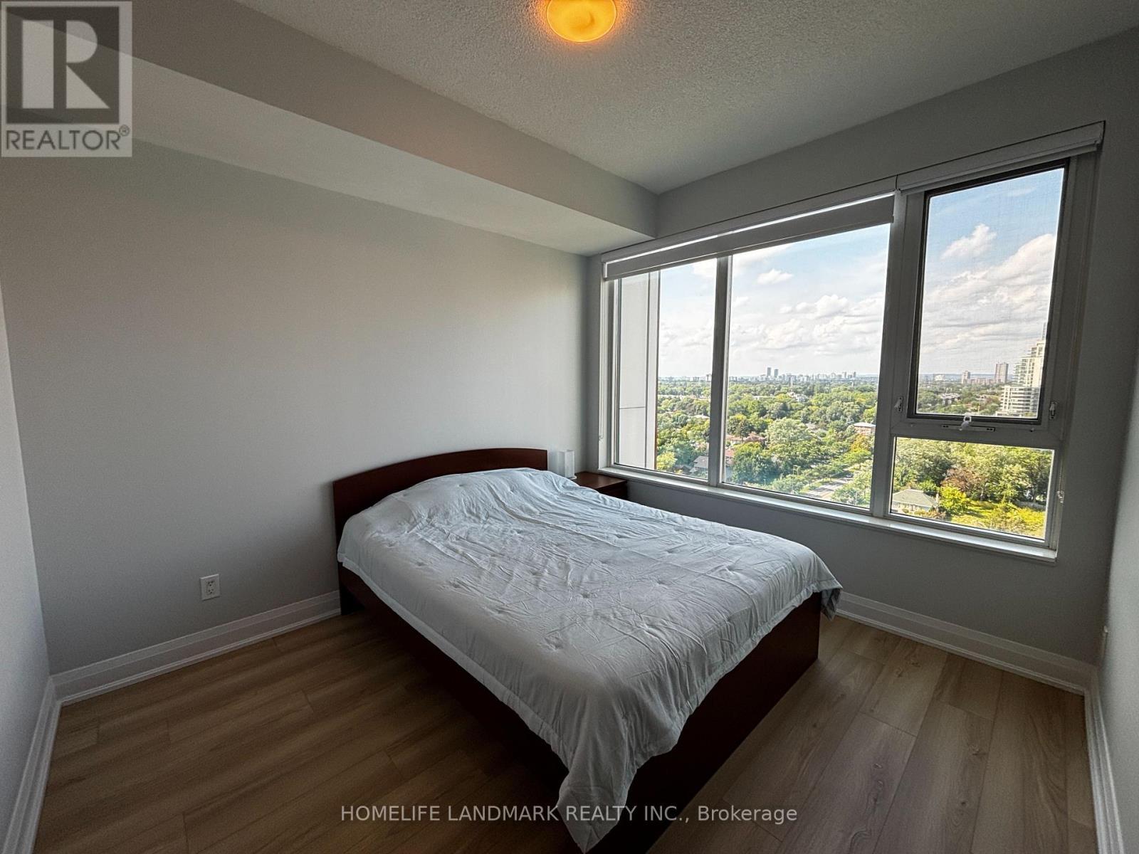 1809 - 68 Canterbury Placeway, Toronto, ON