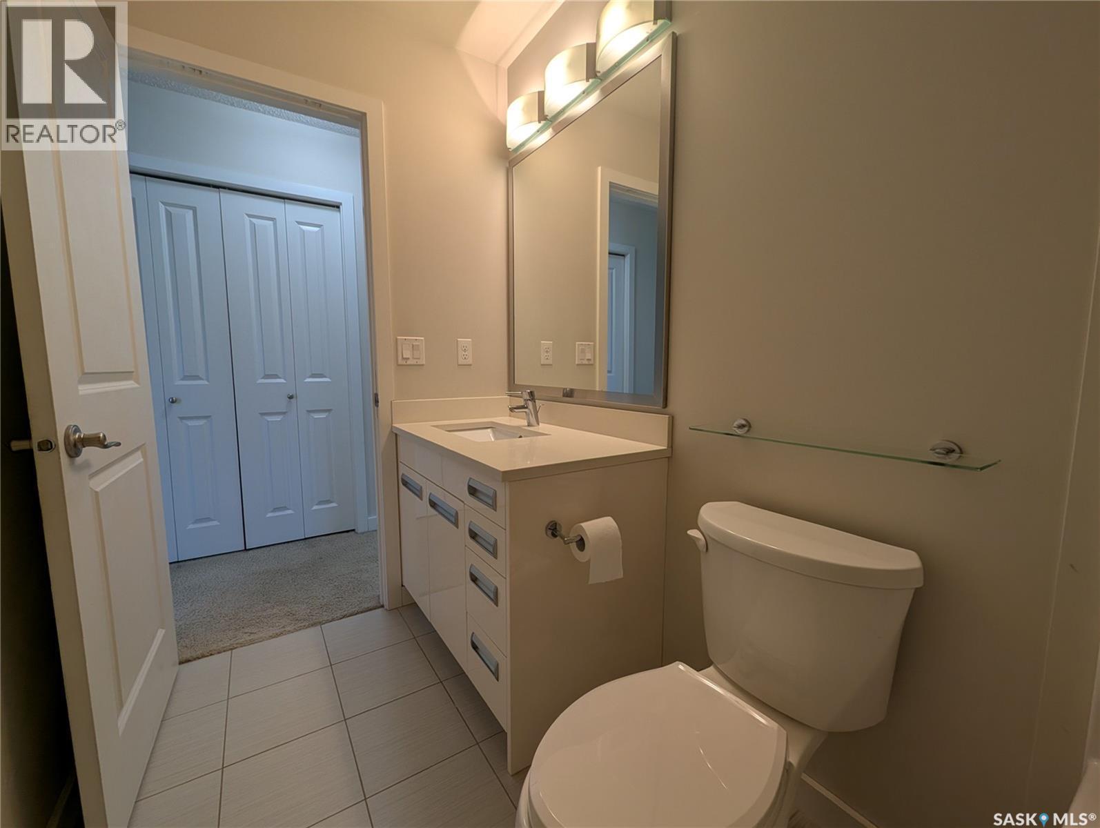 247 245 Ashworth Crescent, Saskatoon, SK