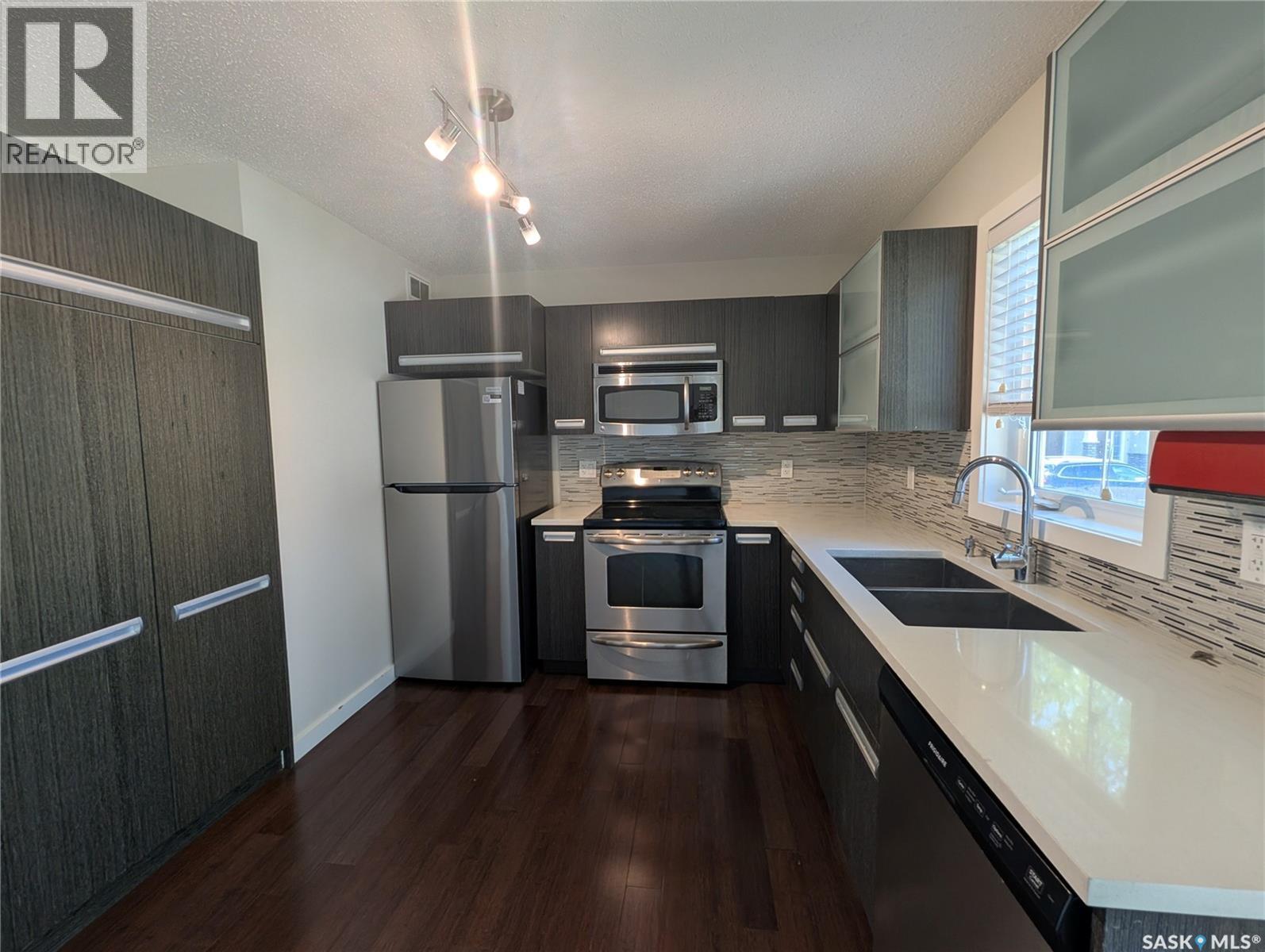 247 245 Ashworth Crescent, Saskatoon, SK