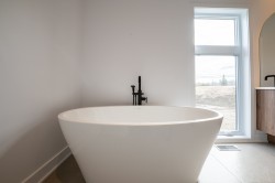Master Bathroom - 