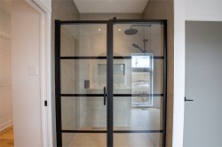 Master Bathroom - 