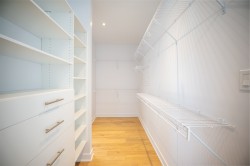 Closet - 