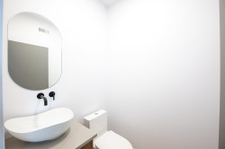 Powder room - 