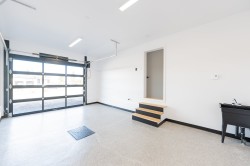 Garage - 
