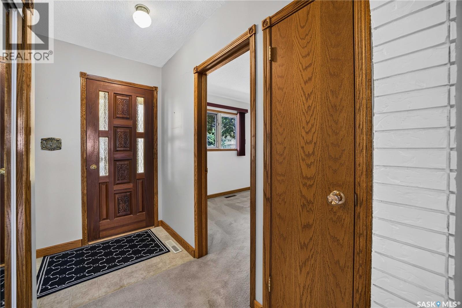 27 Ellison Crescent, Regina, SK
