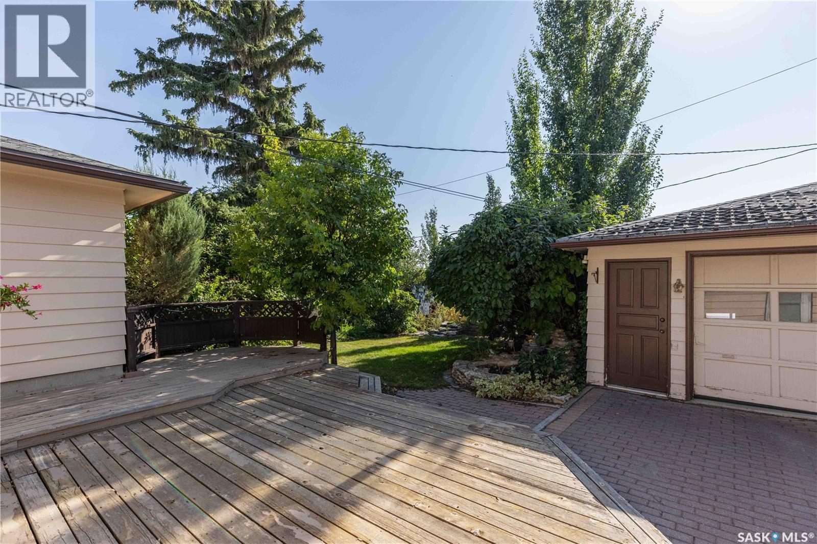 27 Ellison Crescent, Regina, SK