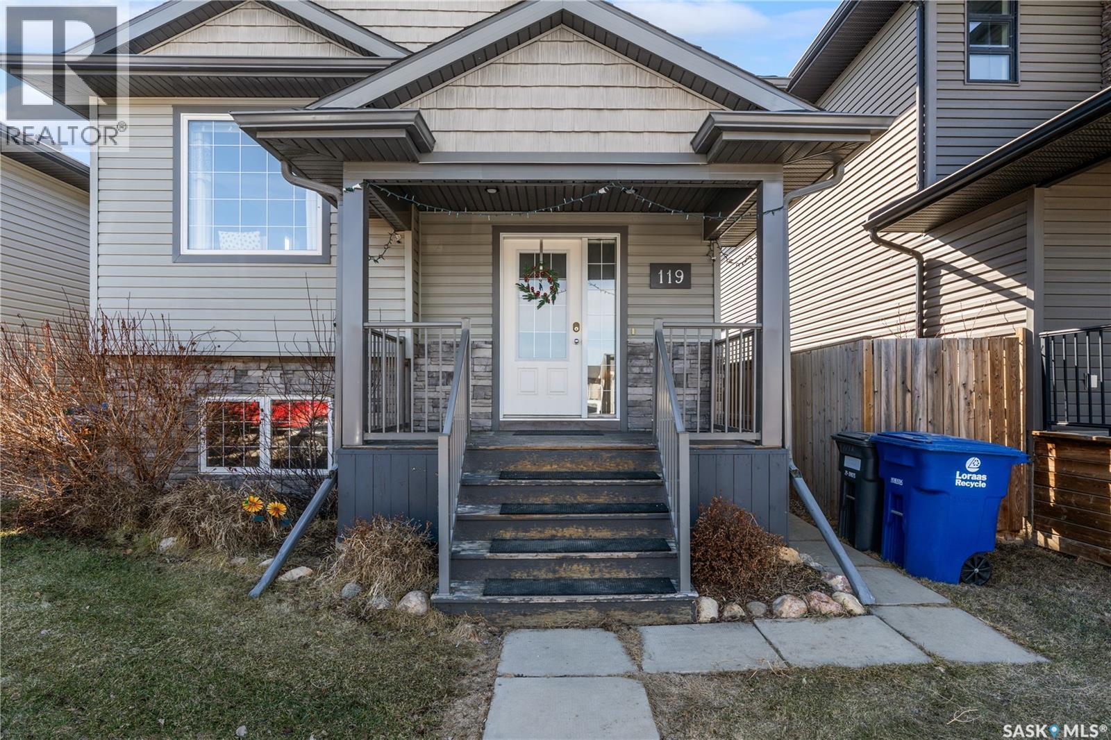 119 Maningas Bend, Saskatoon, SK