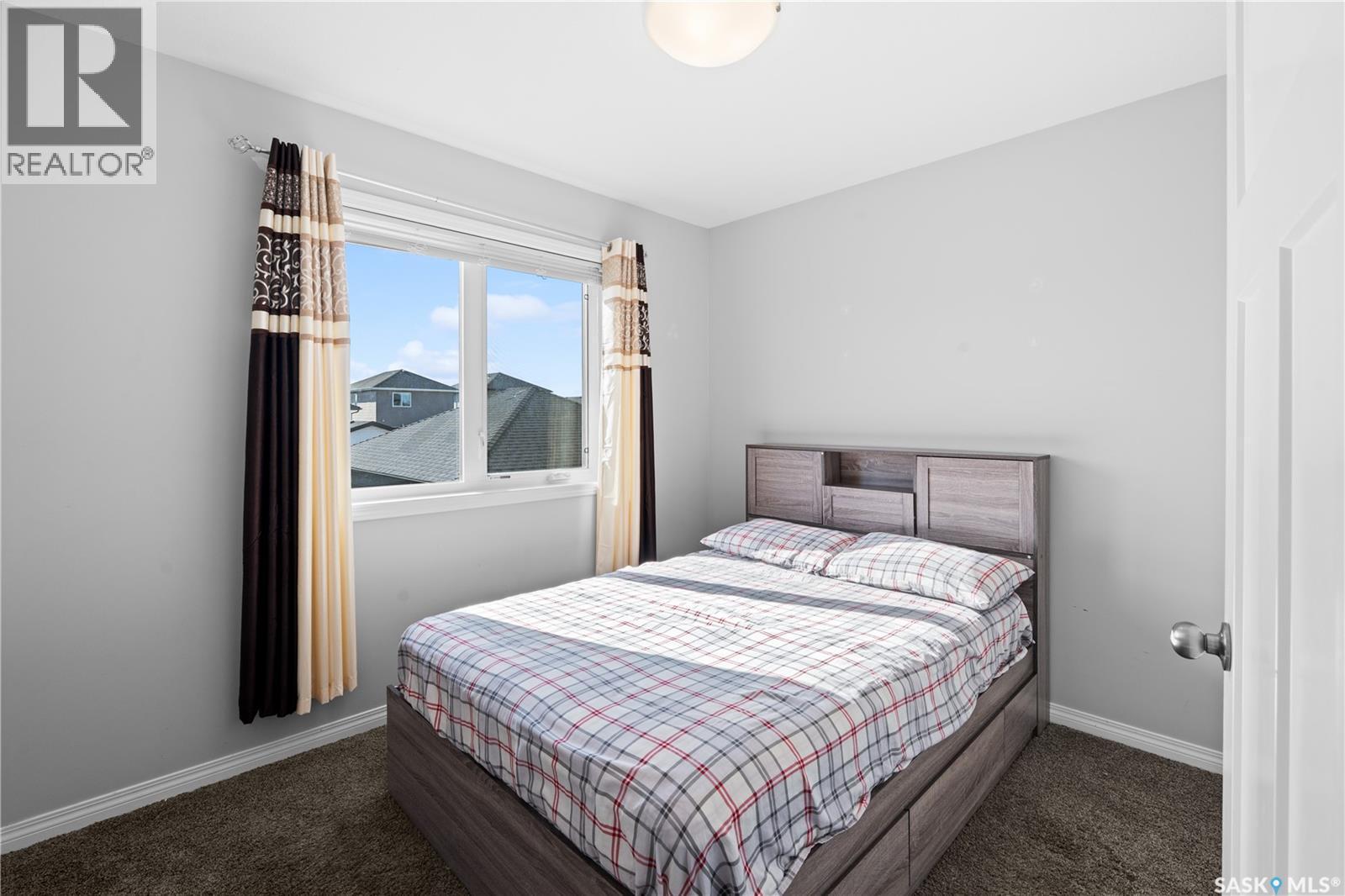119 Maningas Bend, Saskatoon, SK