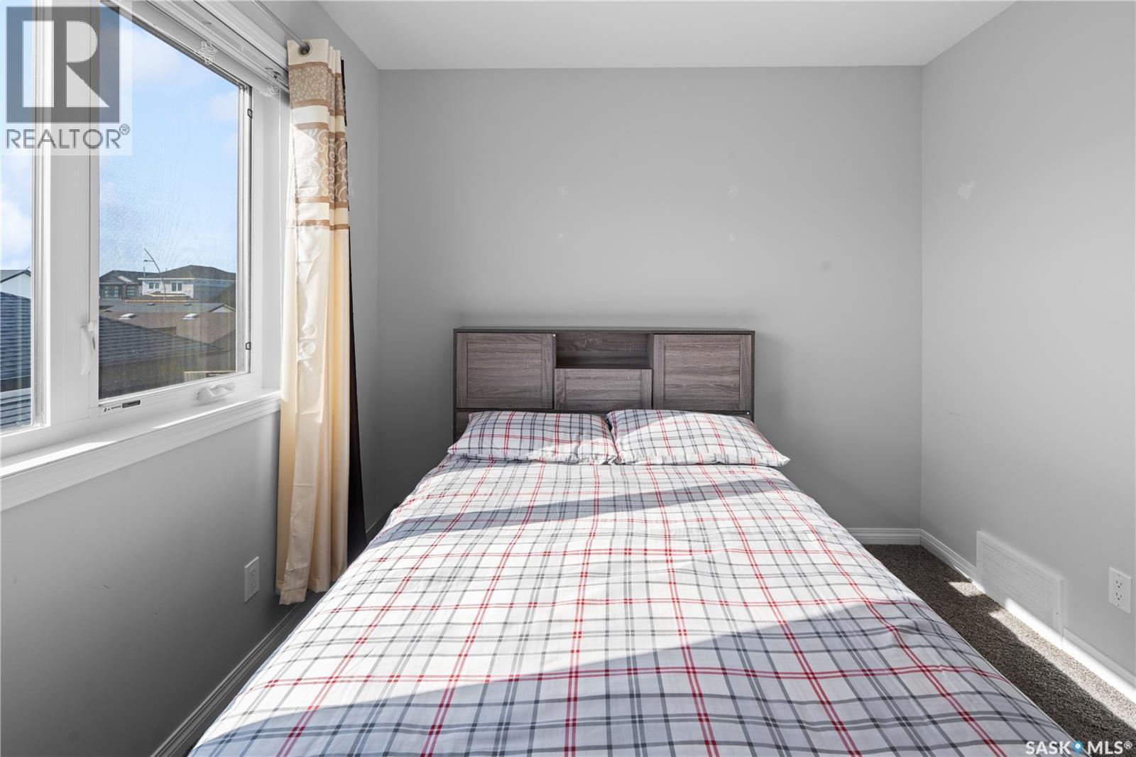 119 Maningas Bend, Saskatoon, SK