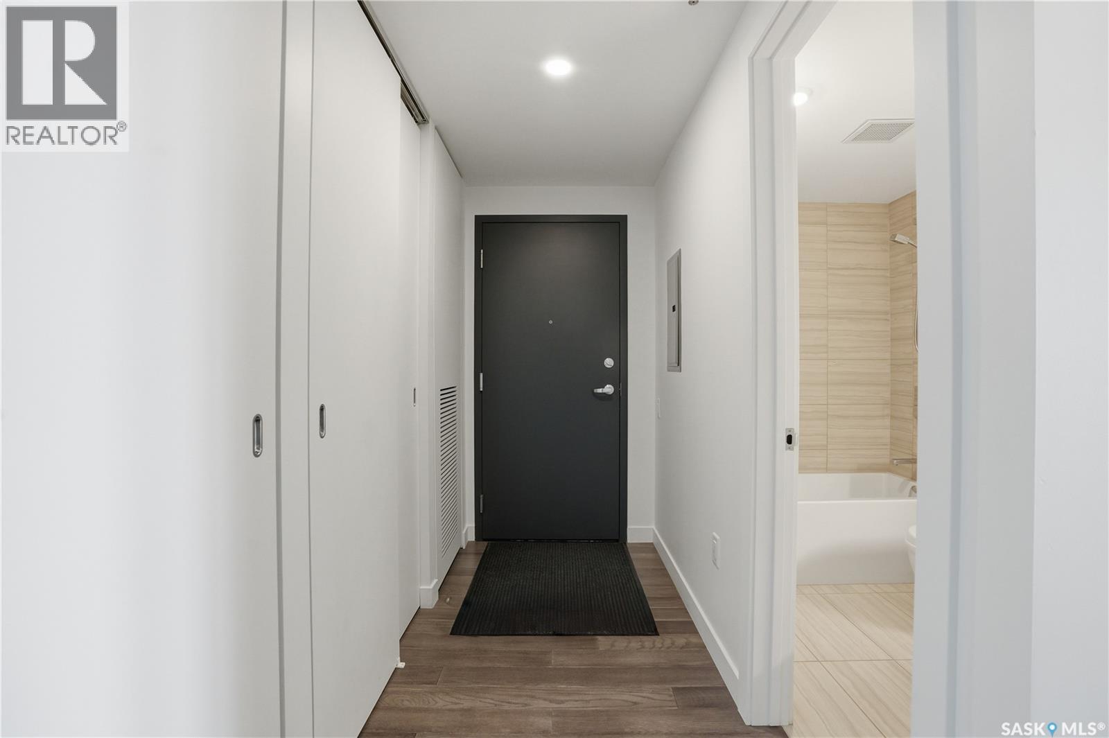 1705 490 2Nd Avenue S, Saskatoon, SK