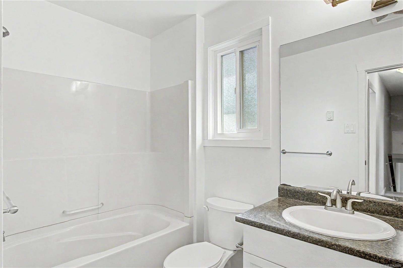 5849 Sunset Rd, Nanaimo, BC