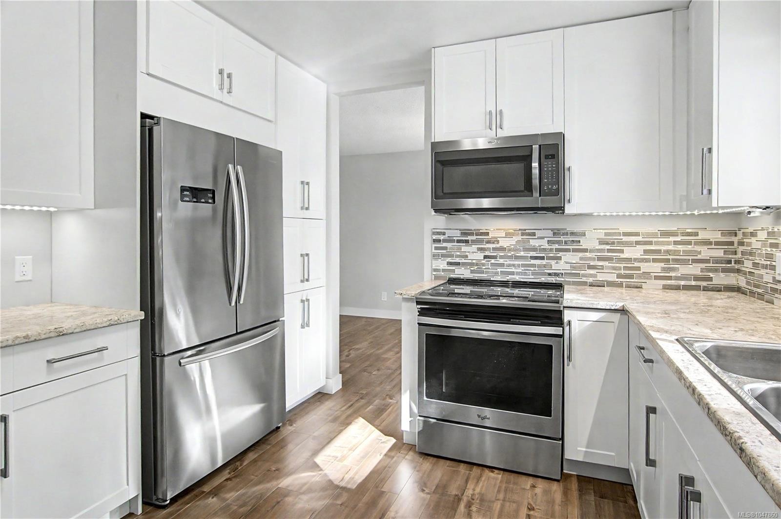 5849 Sunset Rd, Nanaimo, BC