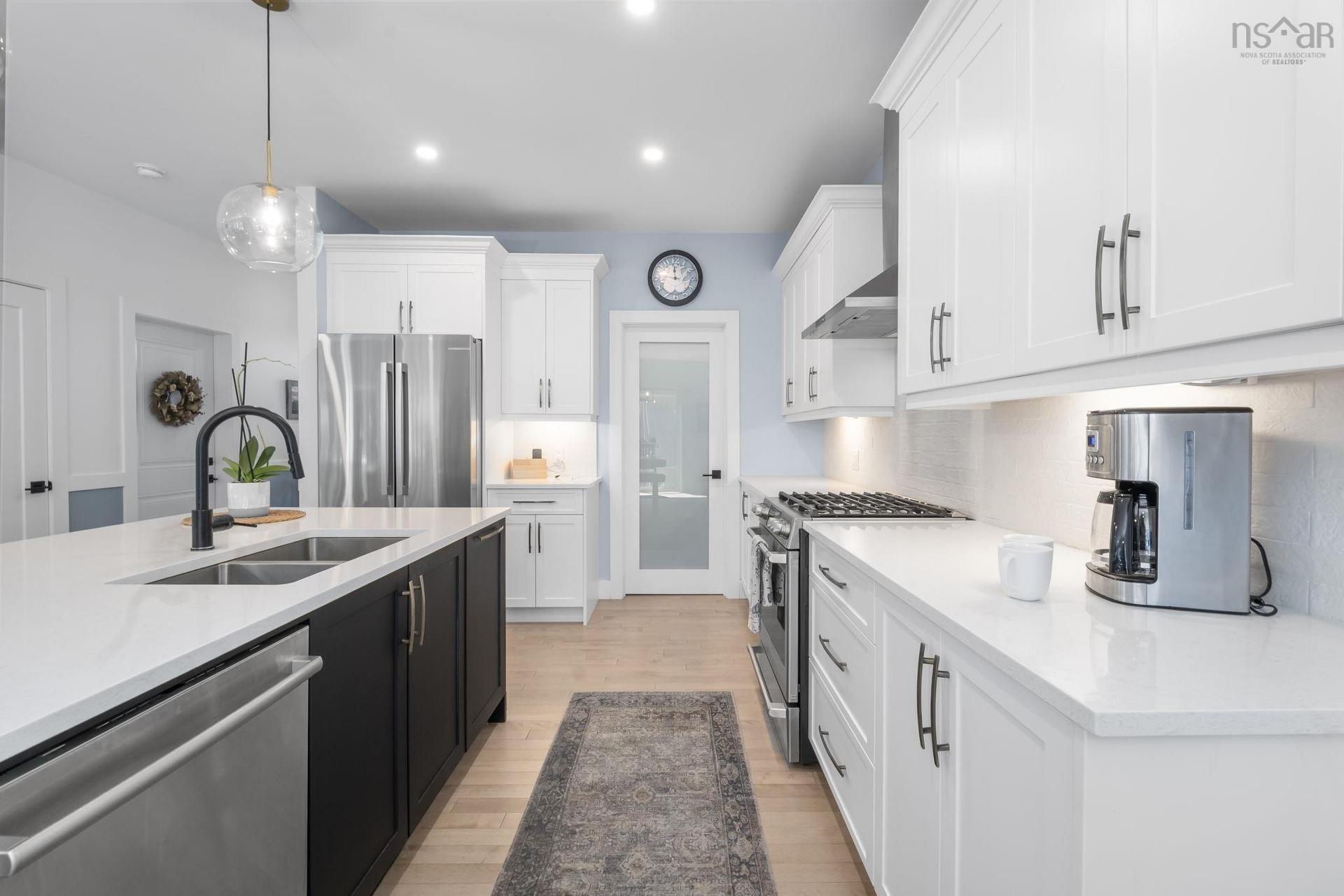437 Heddas Way, Fall River, NS