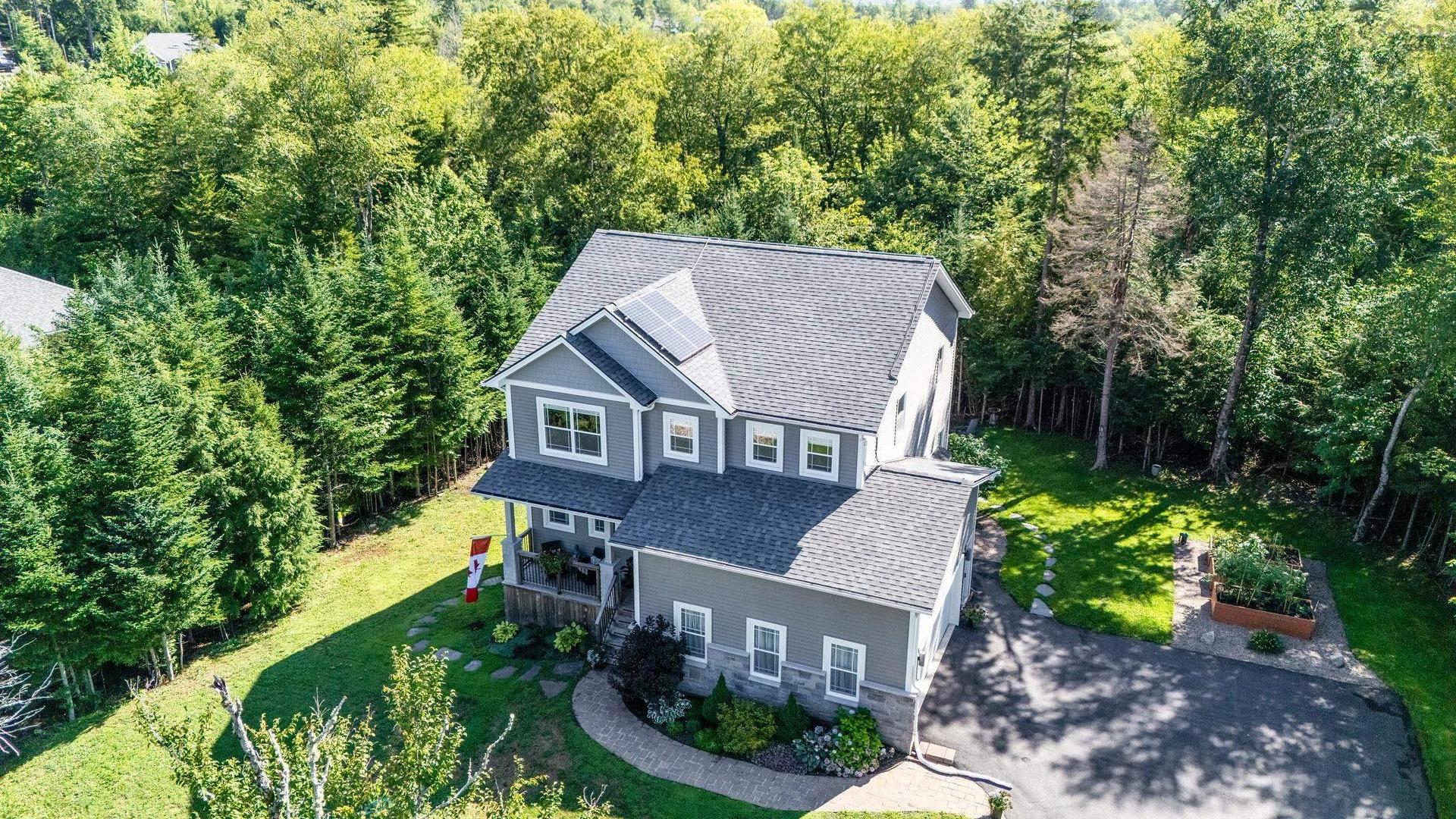 437 Heddas Way, Fall River, NS